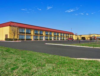 Econo Lodge Sulphur Springs Exterior photo